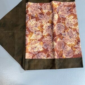 Autumn Leaf Patterned Table Runner
